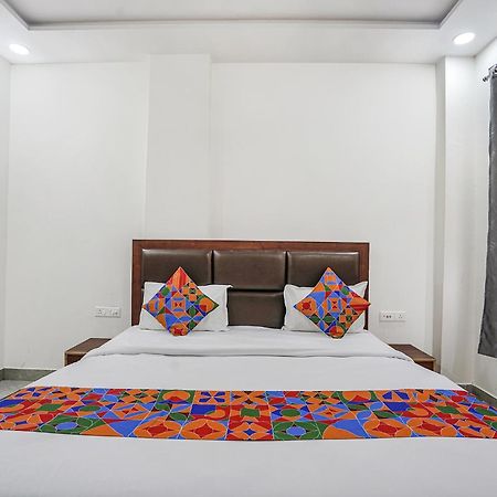 Fabhotel Akash Inn アーグラ エクステリア 写真